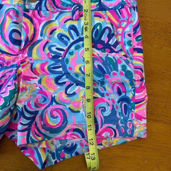 Lilly Pulitzer Psychedelic Sunshine Callahan Short, size 6 - Picture 7 of 7